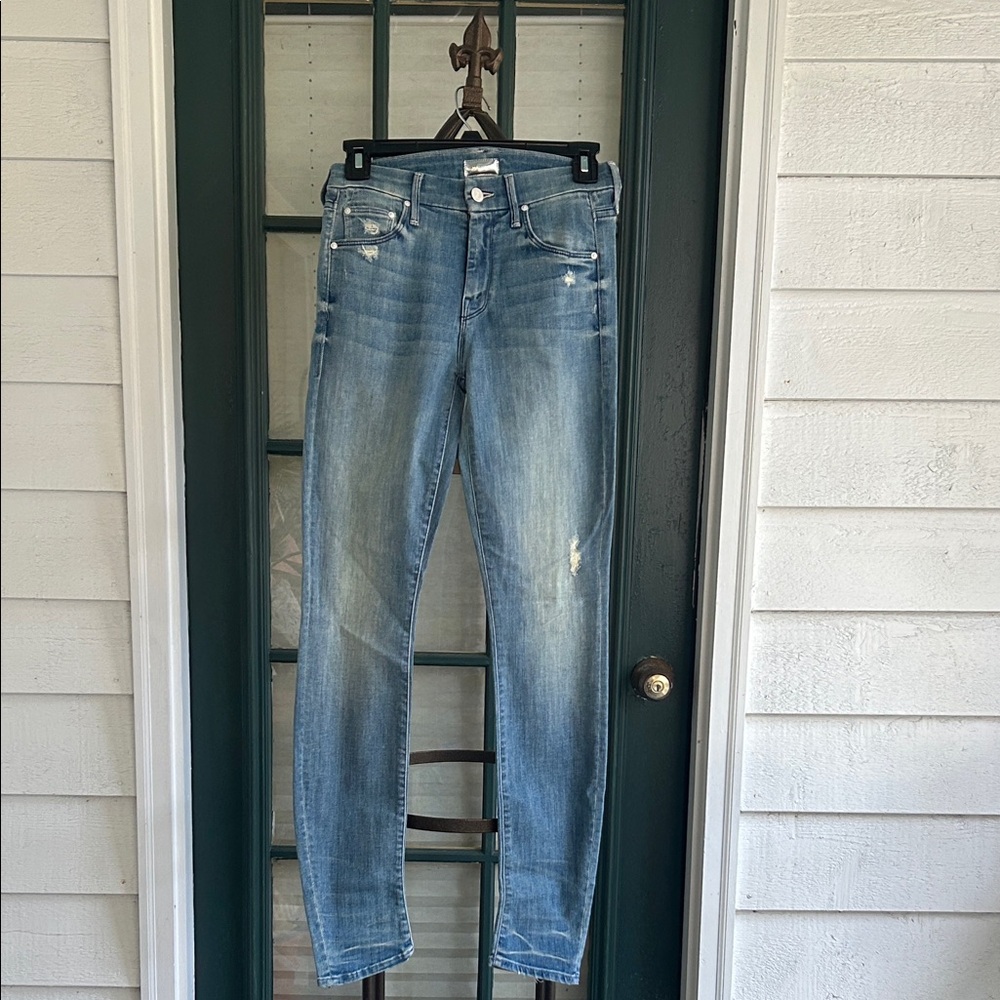 MOTHER The Looker Jeans in Graffiti Girl Wash size 24